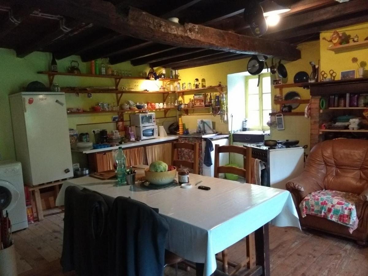 La Maison Du Bonheur Chez Yann Humblet Moulis Eksteriør bilde
